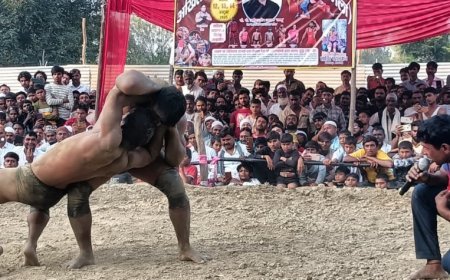 बाराबंकी: पहलवानों के दांव पेंच से दंगल में दिखा रोमांच