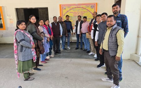 Ayodhya:  अपनी मांगों पर अड़े कर्मचारी, आंदोलन की तैयारी