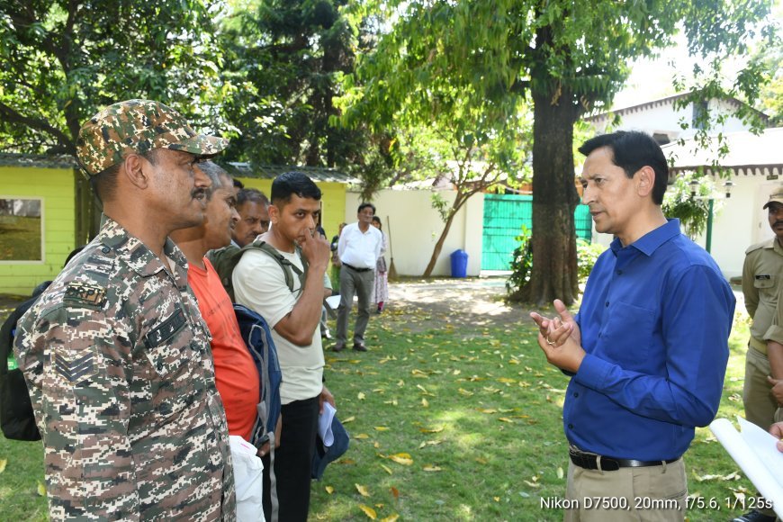 हल्द्वानी जनसुनवाई में आयुक्त दीपक रावत ने सुनी समस्याएं, कई मामलों का मौके पर निस्तारण