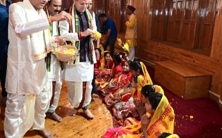 डोल आश्रम में मुख्यमंत्री ने किया 1100 कन्याओं का पूजन, माँ राजेश्वरी का अभिषेक