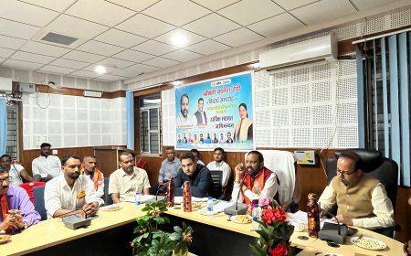 सफाई कर्मचारियों के अधिकारों और कल्याण पर विशेष जोर