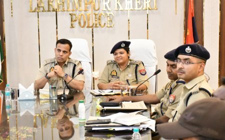 लखीमपुर खीरी : आईजी किरण एस. ने खीरी में भर्ती केंद्र व कानून व्यवस्था की समीक्षा की