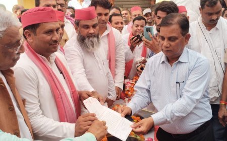 बलरामपुर: नेता प्रतिपक्ष माता प्रसाद पांडेय ने कहा कि सड़क के निर्माण को लेकर सपा लड़ेगी आर पार की लड़ाई