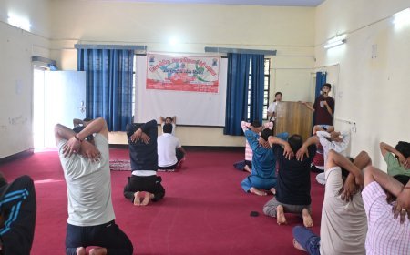 पौड़ी : योग शिविर के साथ चला स्वच्छता अभियान