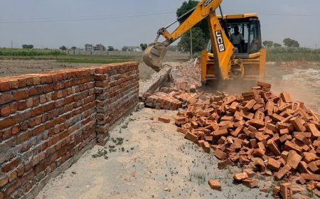 सोनीपत: एसएमडीए द्वारा कामी रोड पर विकसित किए जा रहे अवैध निर्माण को किया गया ध्वस्त- डीटीपी नीलम शर्मा*