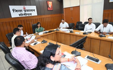 ड्रेनों में प्रदूषण रोकने के लिए सभी विभाग समन्वय के साथ करें कार्य-मण्डलायुक्त राजीव रतन*