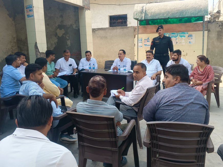 सोनीपत: विशेष गहन पुनरीक्षण-2026 के तहत चल रहे मतदाता सूची सत्यापन कार्य को लेकर लोगों को जागरूक करने के लिए राई विधानसभा क्षेत्र के विभिन्न गांवों में चलाया गया जागरूकता अभियान*