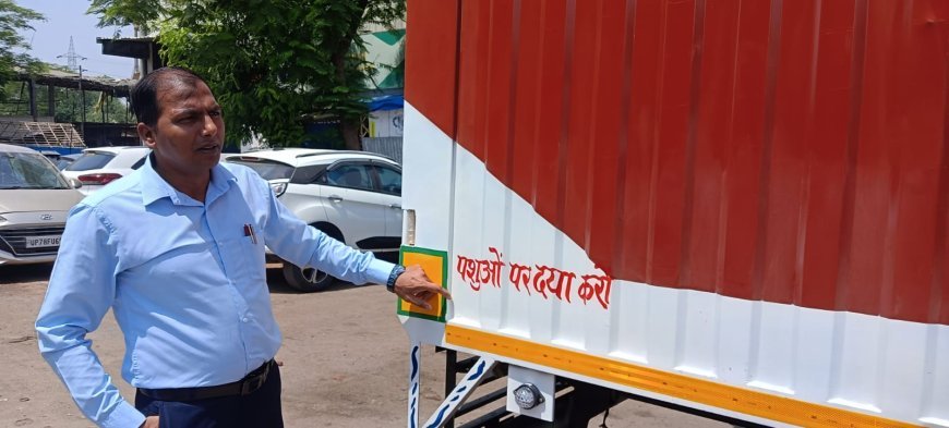 कानपुर: सड़क पर दौड़ेंगे जागरूकता संदेशः यात्री वाहनों और बसों पर अब अनिवार्य होगा “पशुओं पर दया करो” का स्लोगन