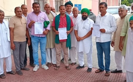 बिजली संकट पर गरजे किसान: डीसी को सौंपा ज्ञापन, समाधान नहीं हुआ तो होगा बड़ा आंदोलन